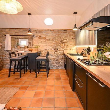 Ker Gana Sauna, Jacuzzi, Poele A Bois Plourin  المظهر الخارجي الصورة